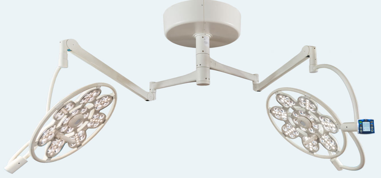 Đèn mổ treo trần Đức 560/560 (Emaled - Đức) 3 Đèn mổ treo trần Đức 560/560 (Emaled - Đức)