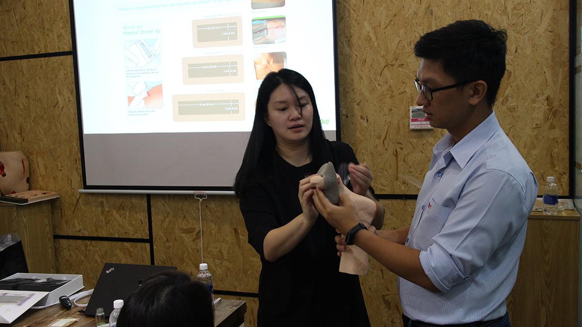 Chương trình chia sẻ chuyên đề “Chăm sóc vết thương và các giải pháp tiên tiến” – 22/4/2019