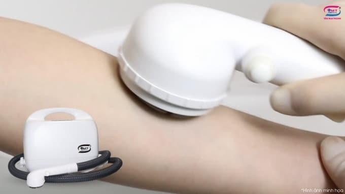 So sánh phương pháp tắm khô và tắm ướt cho người bệnh Giải pháp tắm rửa cho bệnh nhân ngay tại giường với máy tắm bệnh nhân
