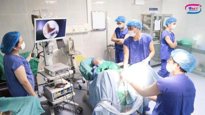 Giới thiệu chi tiết hệ thống nội soi phẫu thuật buồng tử cung Delmont Lợi ích khi sử dụng hệ thống nội soi buồng tử cung Delmont