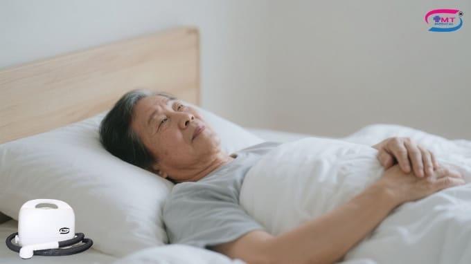 Lưu ý về tình trạng của người bệnh khi tắm cho người bệnh