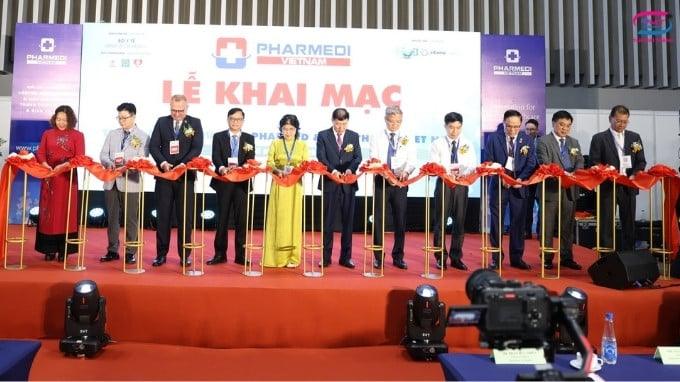 Hành trình đáng nhớ của Tân Mai Thành cùng Pharmedi Vietnam 2025 Pharmedi Vietnam 2025 mang đến một không gian sôi động và chuyên nghiệp