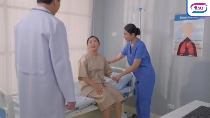 Khóa mùi và khóa ẩm hiệu quả nhờ túi đựng chất thải dr.helewa Những tình huống khó xử thường gặp khi chăm sóc người bệnh